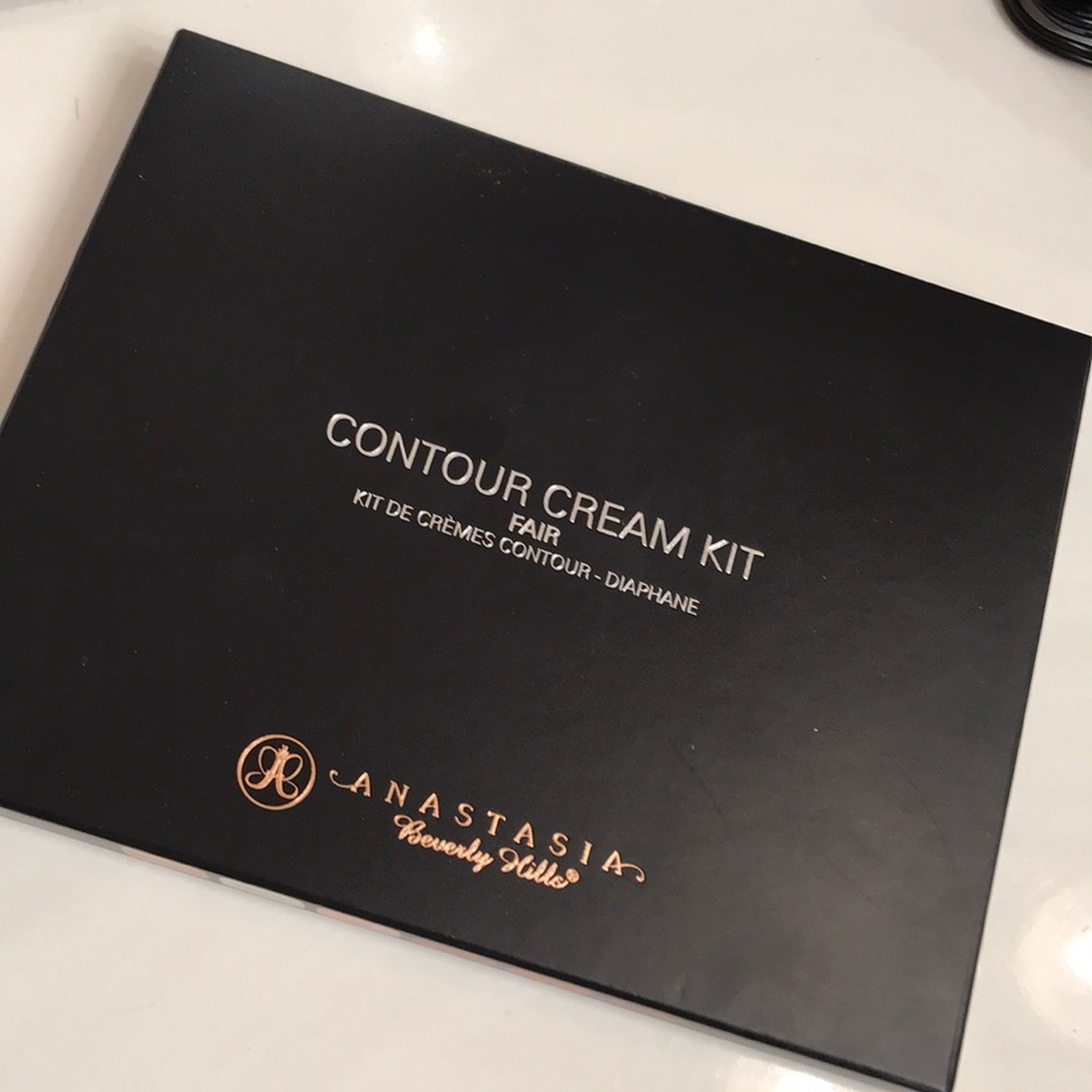Anastasia cream contour kit